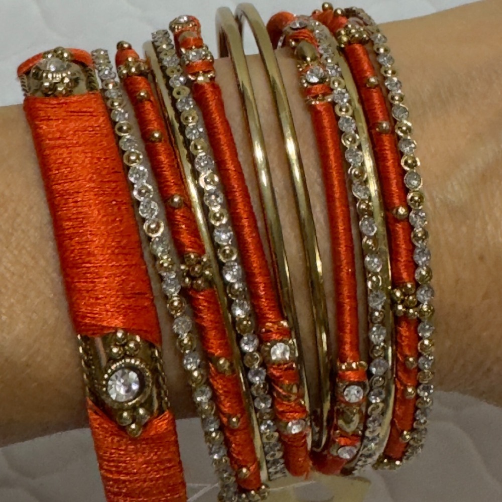 Set of 13 Amrita Singh Stackable Red Orange Gold Tone Bangle Bracelets Sz 8